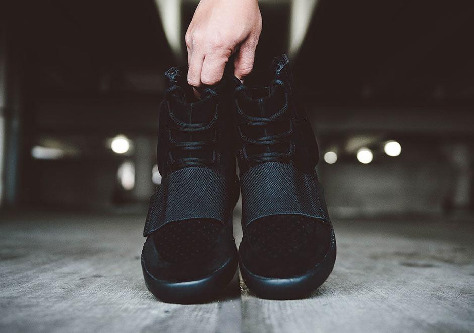 Adidas Yeezy Boost 750 Black — UK 3.5 | EU 36 | US 4 — Top View