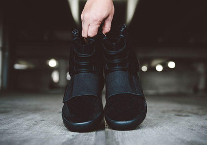 Adidas Yeezy Boost 750 Black — UK 3.5 | EU 36 | US 4 — Top View