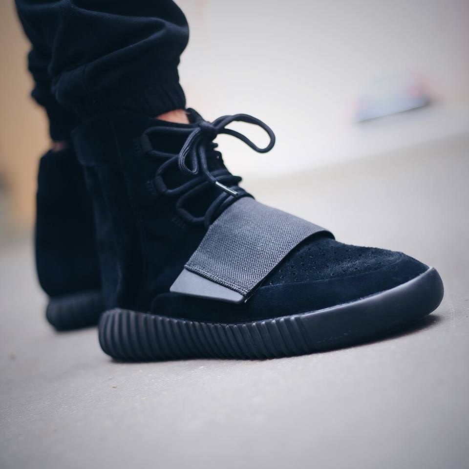 Adidas Yeezy Boost 750 Black — UK 3.5 | EU 36 | US 4 — Lifestyle View