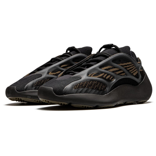 adidas Yeezy 700 V3 'Clay Brown' — UK 3.5 | EU 36 | US 4 — Side View