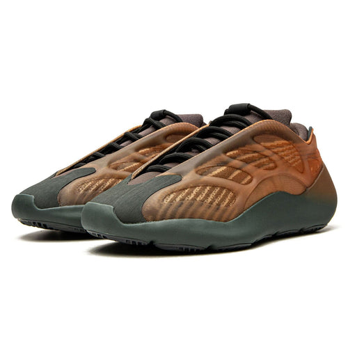 adidas Yeezy 700 V3 'Copper Fade' — UK 3.5 | EU 36 | US 4 — Side View