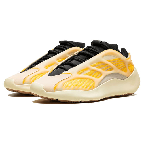 adidas Yeezy 700 V3 'Mono Safflower' — UK 3.5 | EU 36 | US 4 — Side View