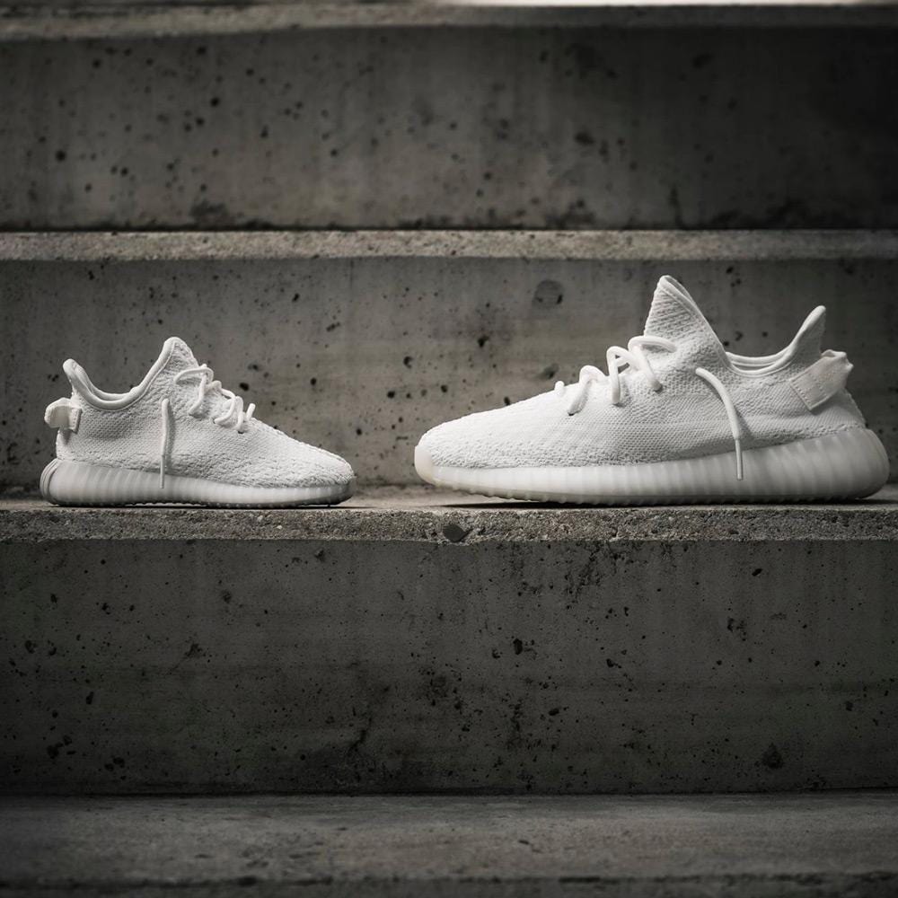 Adidas Yeezy Boost 350 V2 Infant "Cream White" — UK 0k | EU 16 | US 1k — Lifestyle View