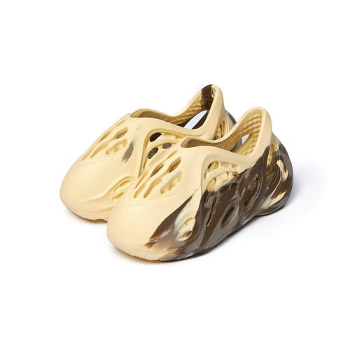 adidas Yeezy Foam Runner Infants 'MX Cream Clay' — UK 0k | EU 16 | US 1k — Side View