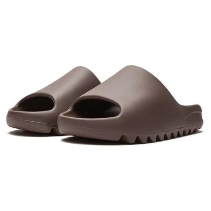 Yeezy Slides 'Soot' — UK 3.5 | EU 36 | US 4 — Side View