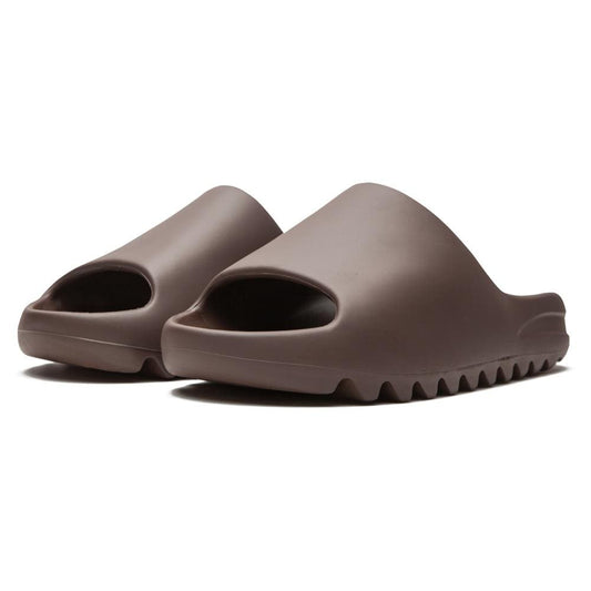 Yeezy Slides 'Soot' — UK 3.5 | EU 36 | US 4 — Side View
