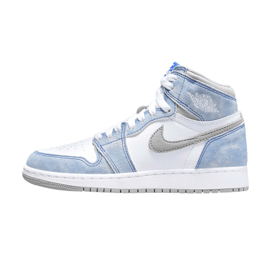 Air Jordan 1 Retro High OG GS 'Hyper Royal' — UK 13.5 | EU 32 | US 1Y — Front View