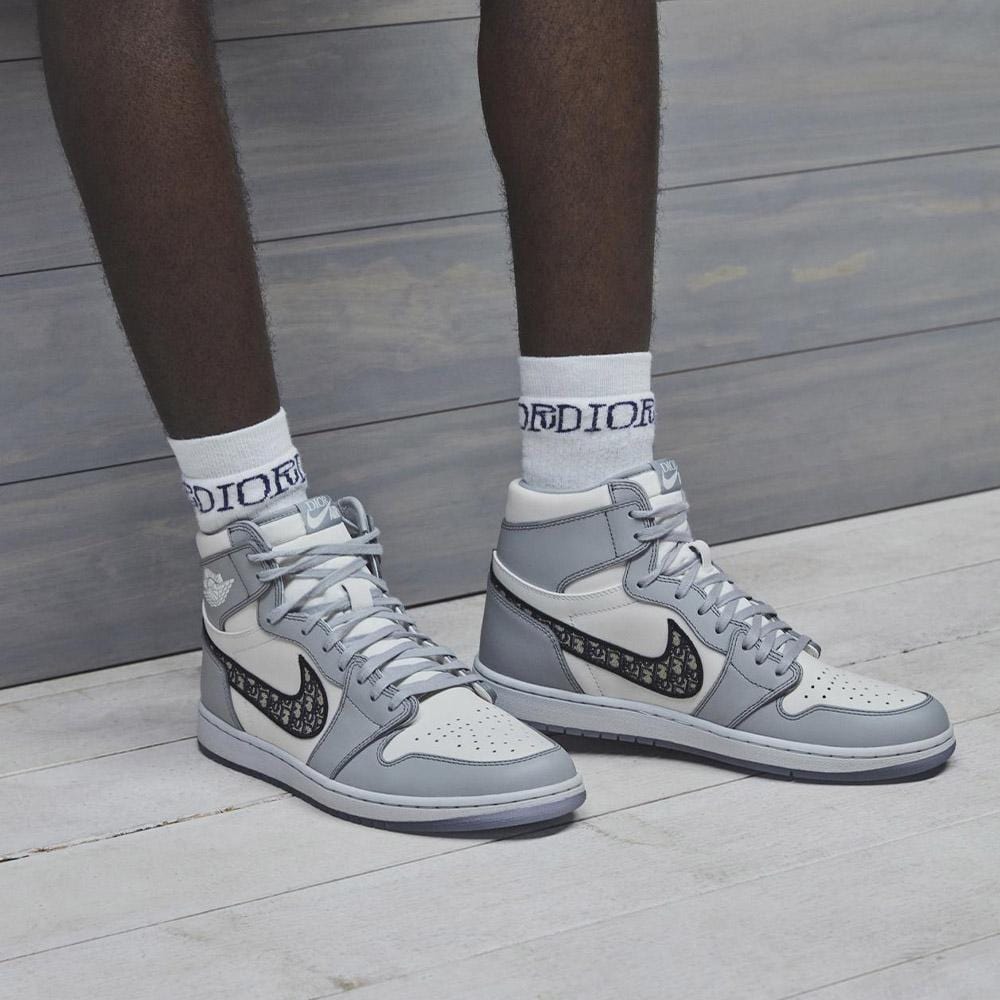Dior x Air Jordan 1 High — UK 3 | EU 35.5 | US 3.5 — Alternate View 10