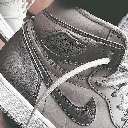 Air Jordan 1 Retro High CO Japan Neutral Grey — UK 3 | EU 35.5 | US 3.5 — Alternate View 7