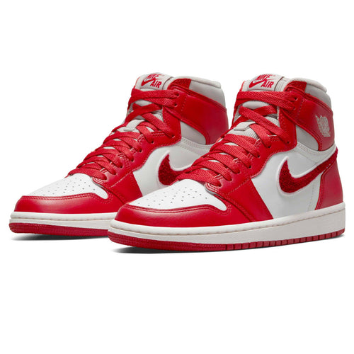 Air Jordan 1 High OG Wmns 'Newstalgia Chenille' — UK 2.5 | EU 35.5 | US 5 — Side View