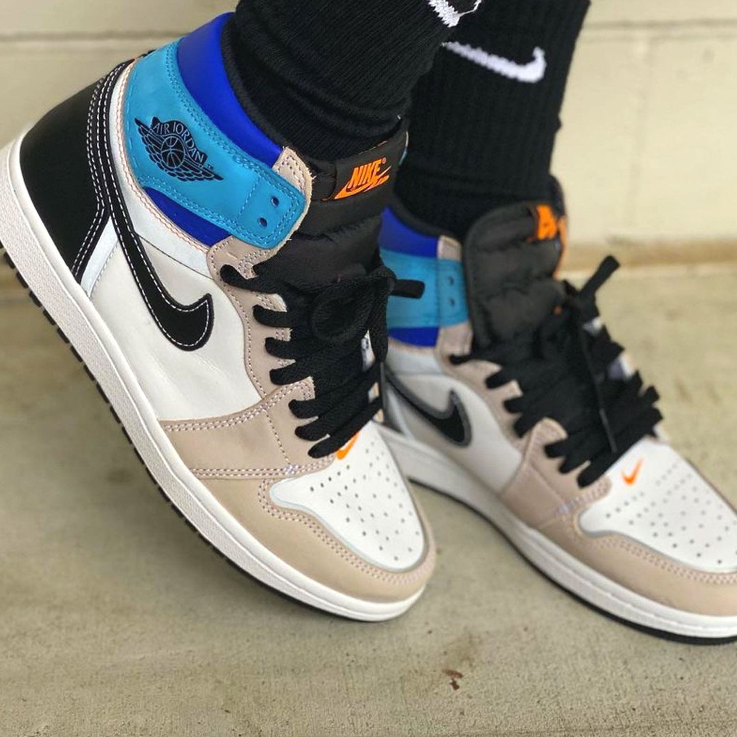Air Jordan 1 Retro High OG 'Prototype' — UK 3 | EU 35.5 | US 3.5 — Lifestyle View