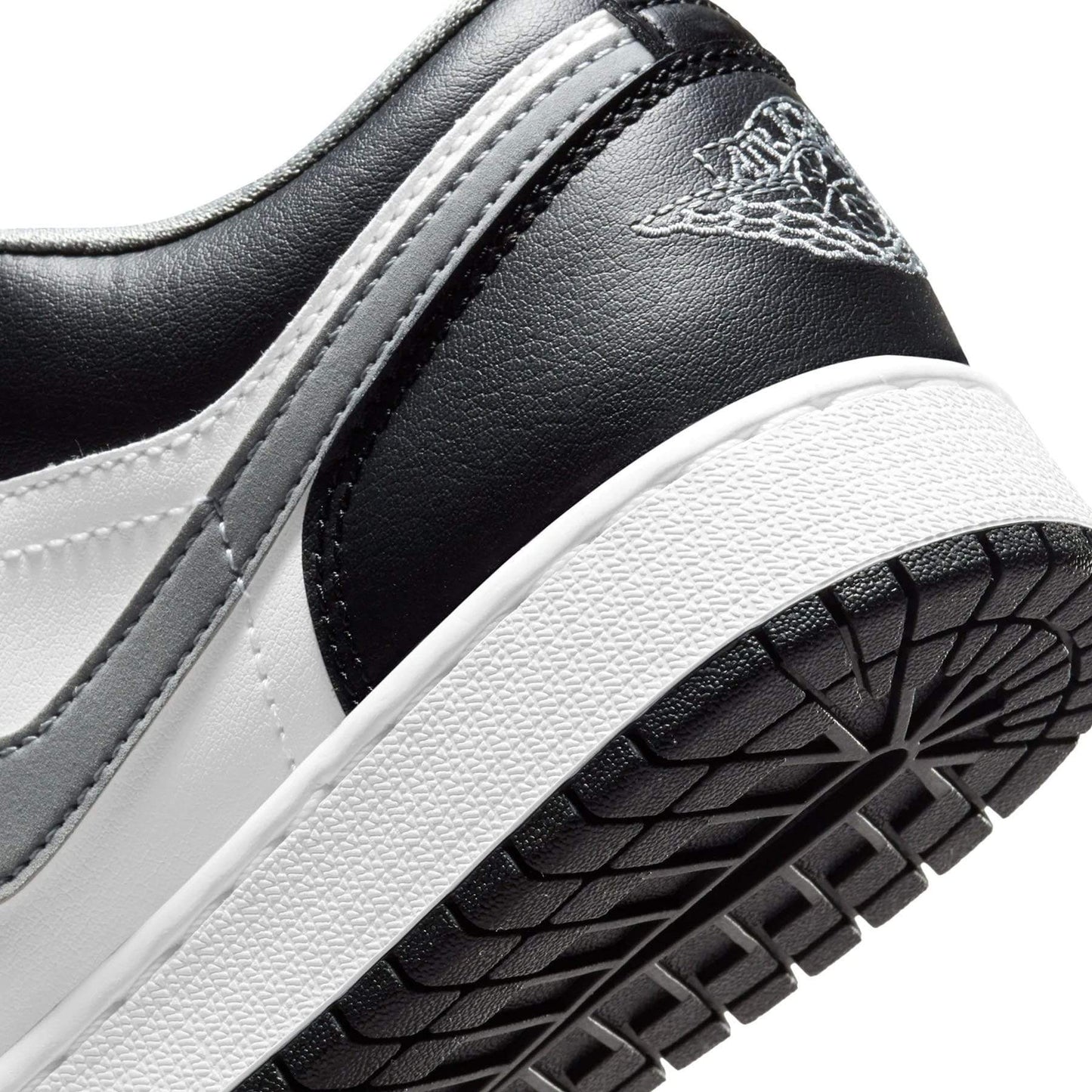 Air Jordan 1 Low GS 'Black Medium Grey' — UK 13.5 | EU 32 | US 1Y — Alternate View 7