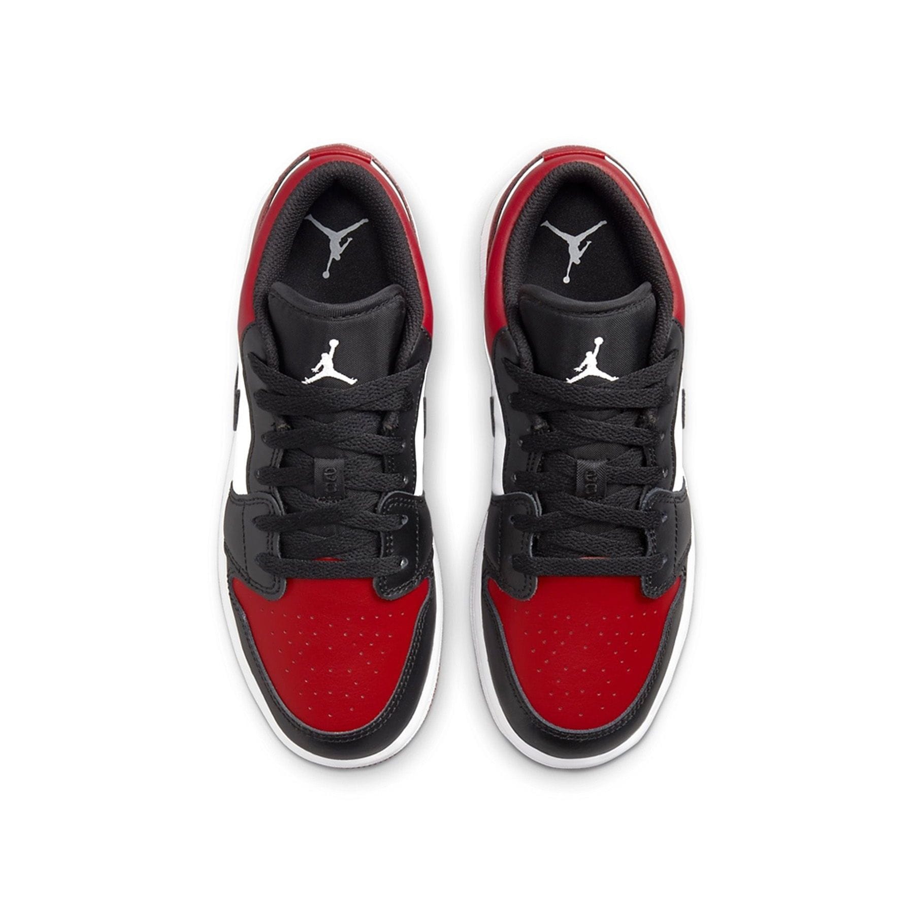 Air Jordan 1 Low GS 'Bred Toe' — UK 13.5 | EU 32 | US 1Y — Back View