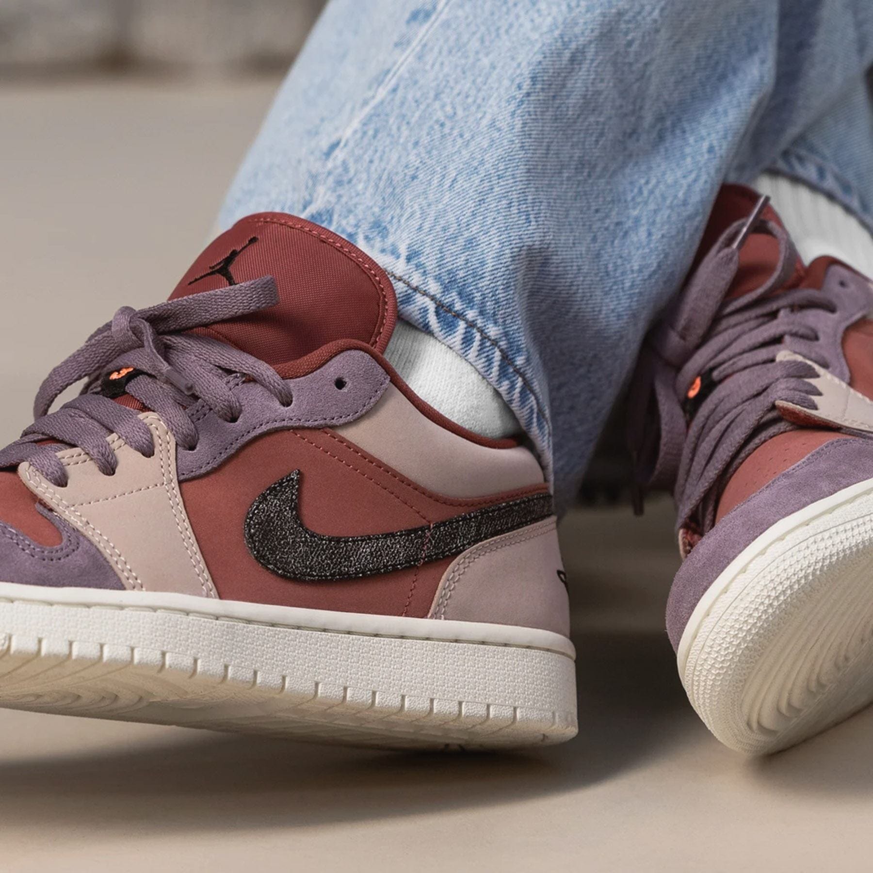 Air Jordan 1 Low Wmns 'Canyon Rust' — UK 2.5 | EU 35.5 | US 5 — Alternate View 7