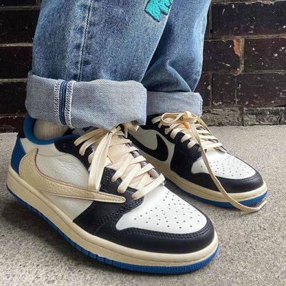 Fragment Design x Travis Scott x Air Jordan 1 Retro Low — UK 3 | EU 35.5 | US 3.5 — Alternate View 8