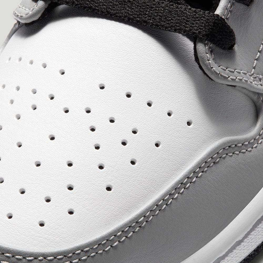 Air Jordan 1 Low “Light Smoke Grey” — UK 3 | EU 35.5 | US 3.5 — Lifestyle View