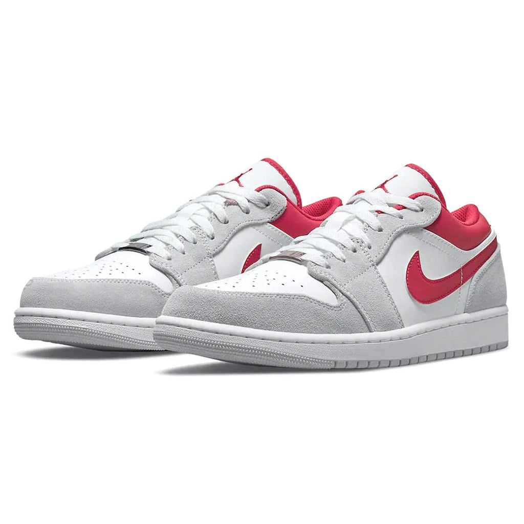 Air Jordan 1 Low SE 'Light Smoke Grey Gym Red' — UK 3 | EU 35.5 | US 3.5 — Side View
