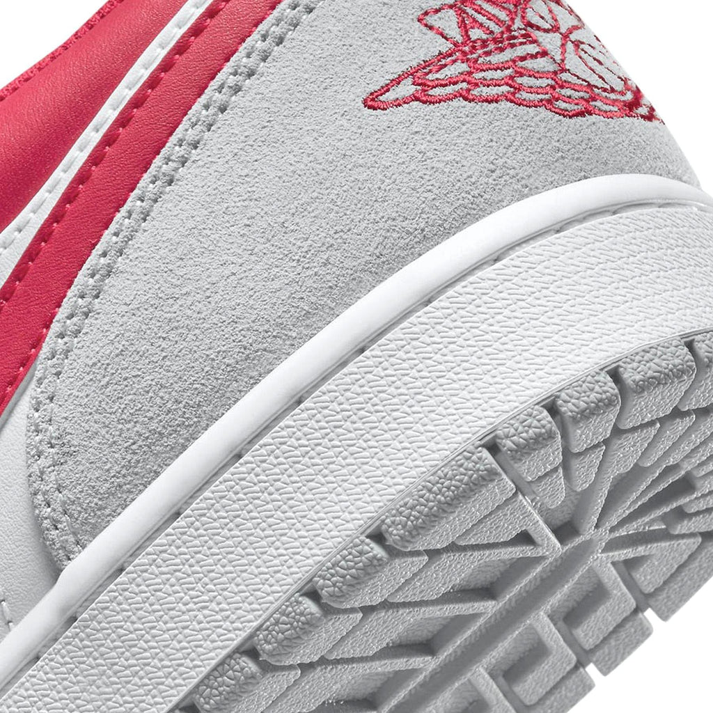 Air Jordan 1 Low SE 'Light Smoke Grey Gym Red' — UK 3 | EU 35.5 | US 3.5 — Alternate View 7