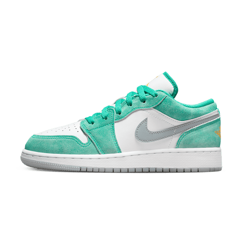 Air Jordan 1 Low SE GS 'New Emerald' — UK 13.5 | EU 32 | US 1Y — Front View