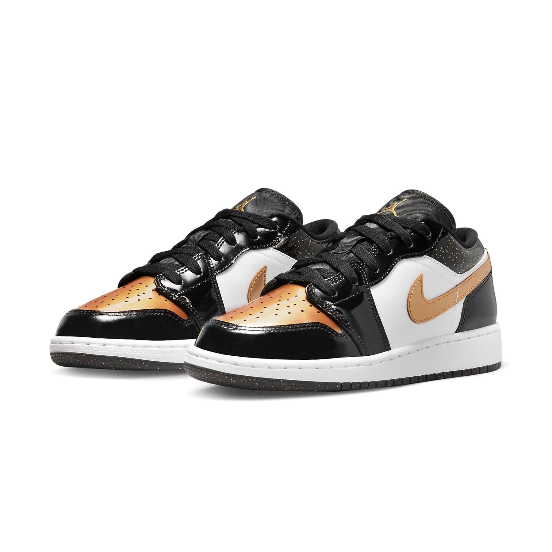Air Jordan 1 Low SE GS 'Gold Toe' — UK 13.5 | EU 32 | US 1Y — Side View
