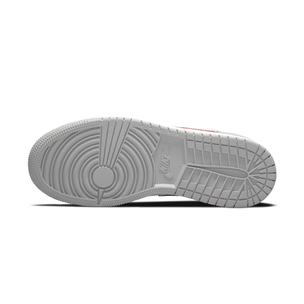 Air Jordan 1 Low SE GS 'Light Smoke Grey Gym Red' — UK 13.5 | EU 32 | US 1Y — Detail View