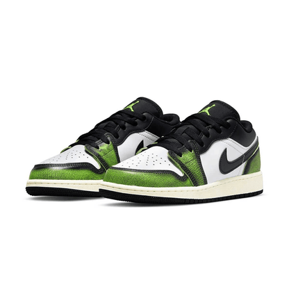Air Jordan 1 Low SE GS Electric Green — UK 13.5 | EU 32 | US 1Y — Side View