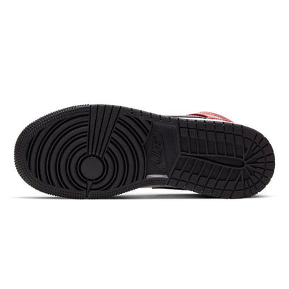 Air Jordan 1 Mid Chicago Black Toe GS — 2 UK | 34 EU — Detail View