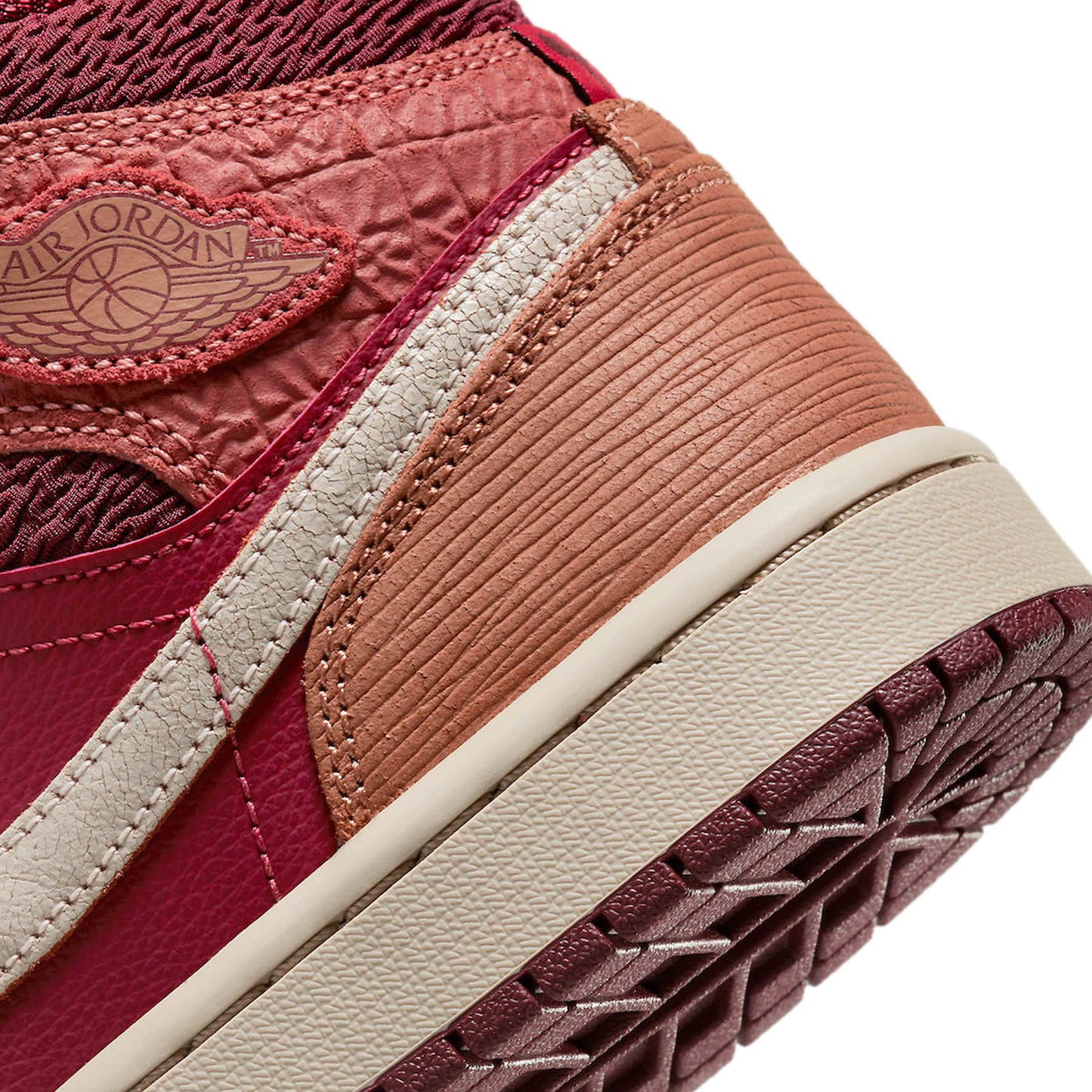 Air Jordan 1 Mid Africa — UK 3 | EU 35.5 | US 3.5 — Alternate View 7
