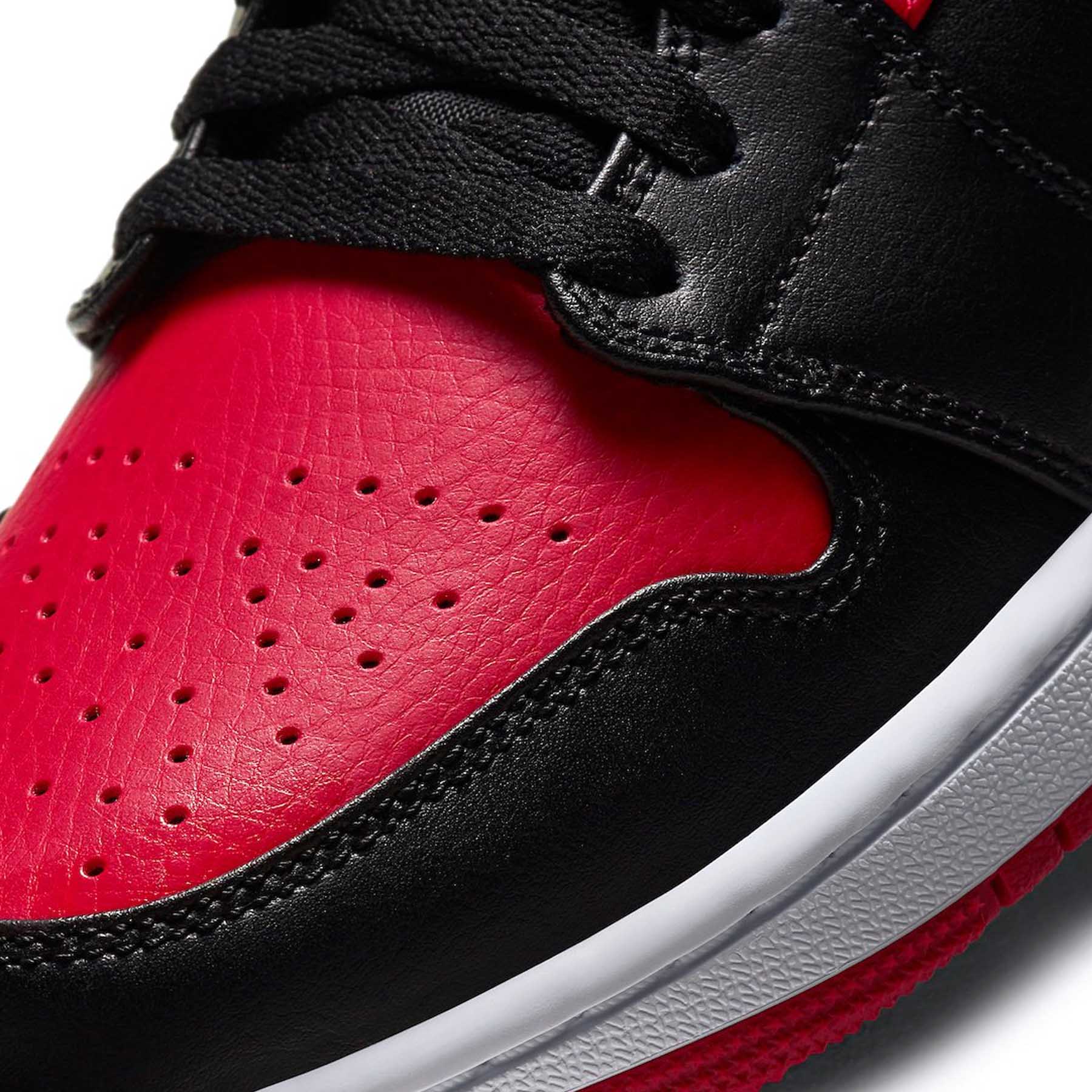 Air Jordan 1 Mid Banned 2020 — UK 3 | EU 35.5 | US 3.5 — Lifestyle View