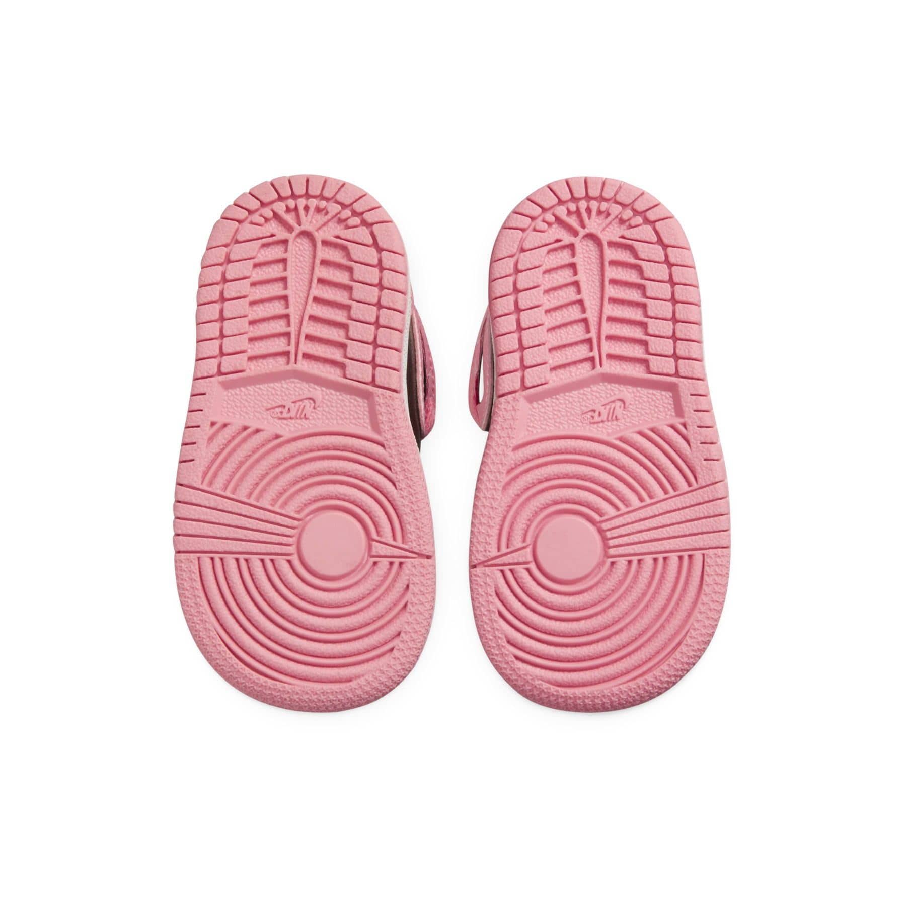 Air Jordan 1 Mid TD 'Coral Chalk' — UK 0C | EU 15 | US 0C — Detail View