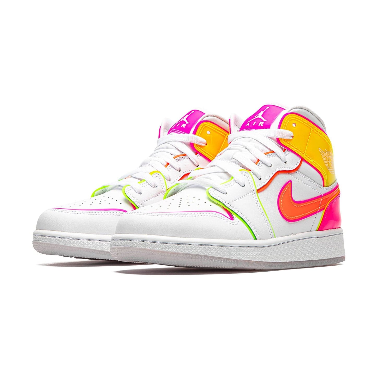 Air Jordan 1 Mid SE GS 'Edge Glow' — UK 13.5 | EU 32 | US 1Y — Side View