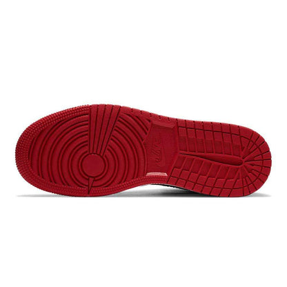 Air Jordan 1 Mid GS Chicago — UK 13.5 | EU 32 | US 1Y — Detail View