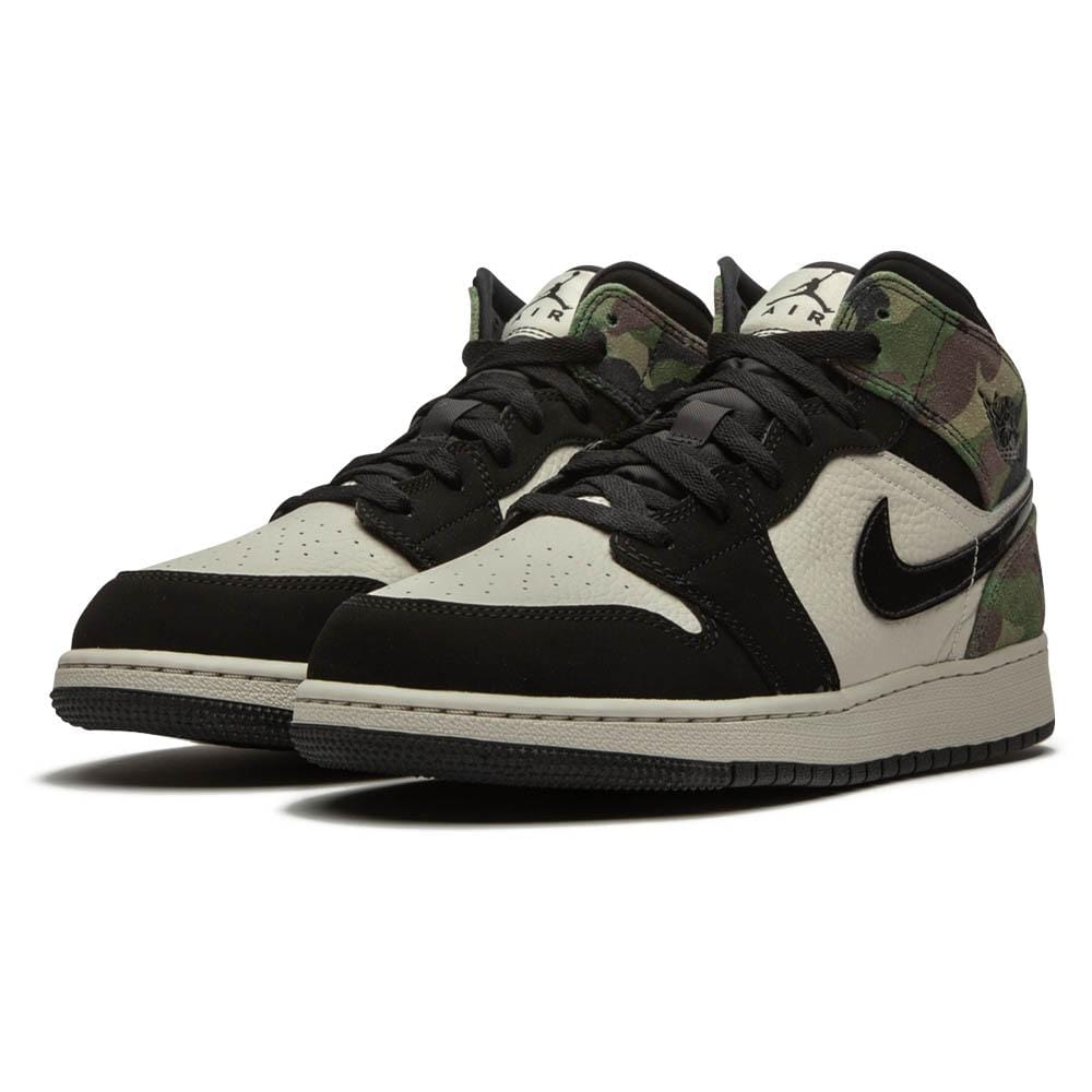 Air Jordan 1 Mid SE GS 'Camo' — UK 13.5 | EU 32 | US 1Y — Side View