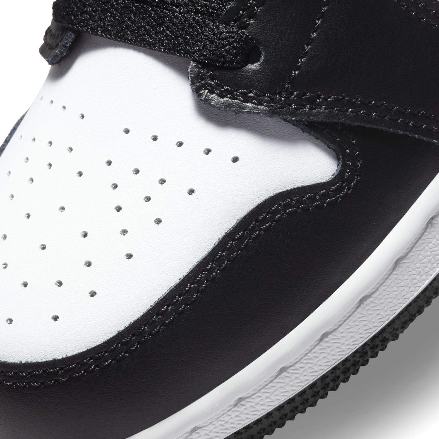Air Jordan 1 Mid GS 'Racer Blue' — UK 13.5 | EU 32 | US 1Y — Lifestyle View