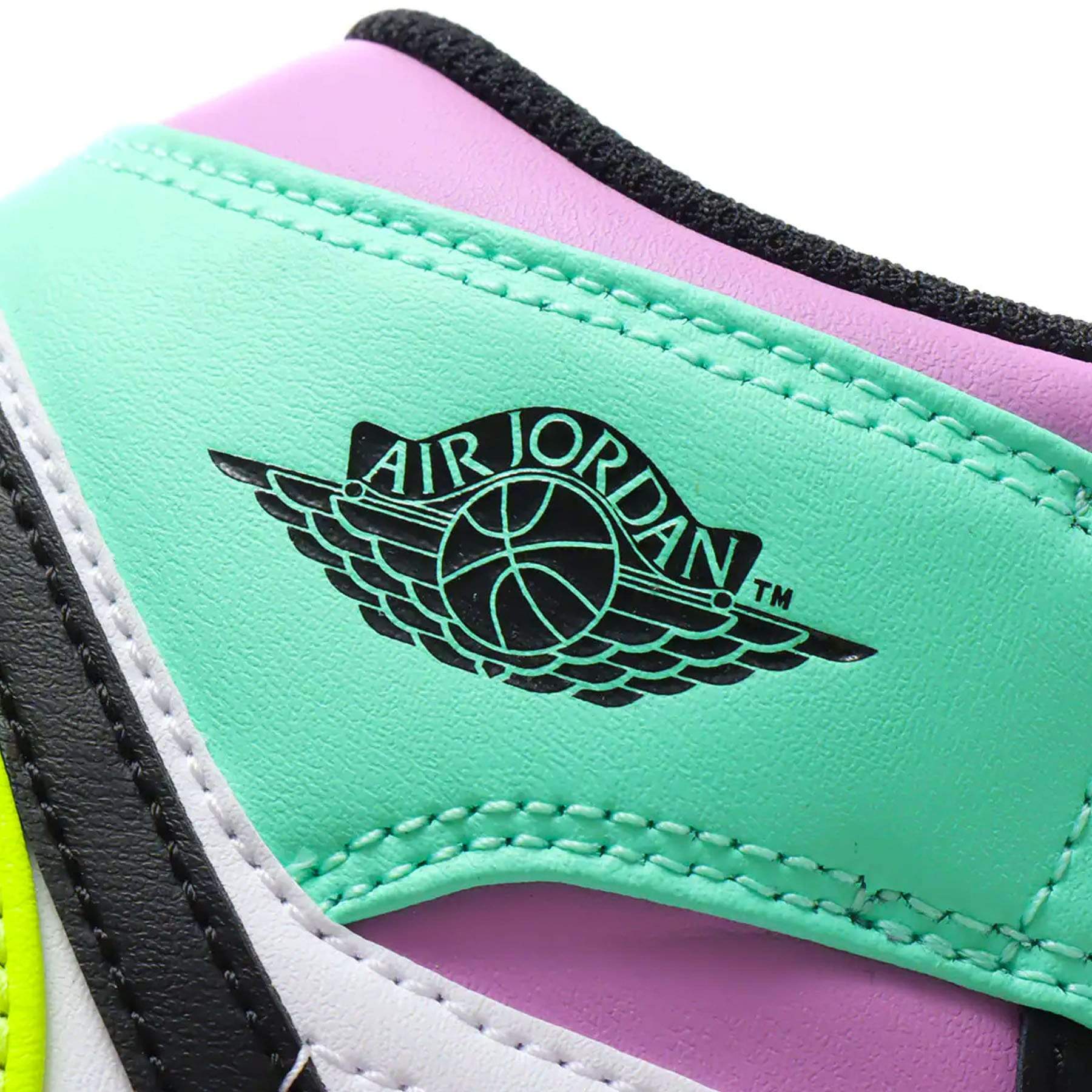 Air Jordan 1 Mid GS 'Pastel' — UK 13.5 | EU 32 | US 1Y — Alternate View 7