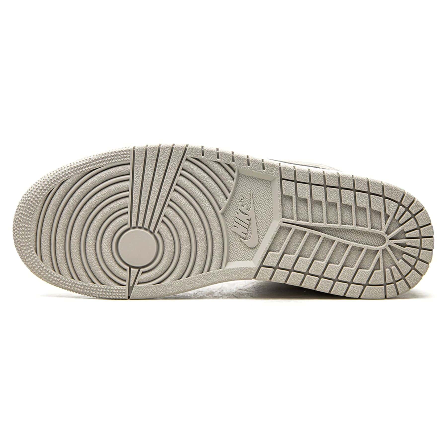 Air Jordan 1 Mid 'Linen' — UK 3 | EU 35.5 | US 3.5 — Detail View