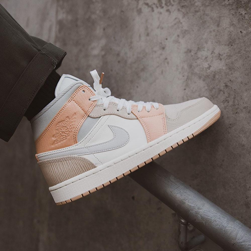 Air Jordan 1 Mid 'Milan' — UK 3 | EU 35.5 | US 3.5 — Alternate View 9