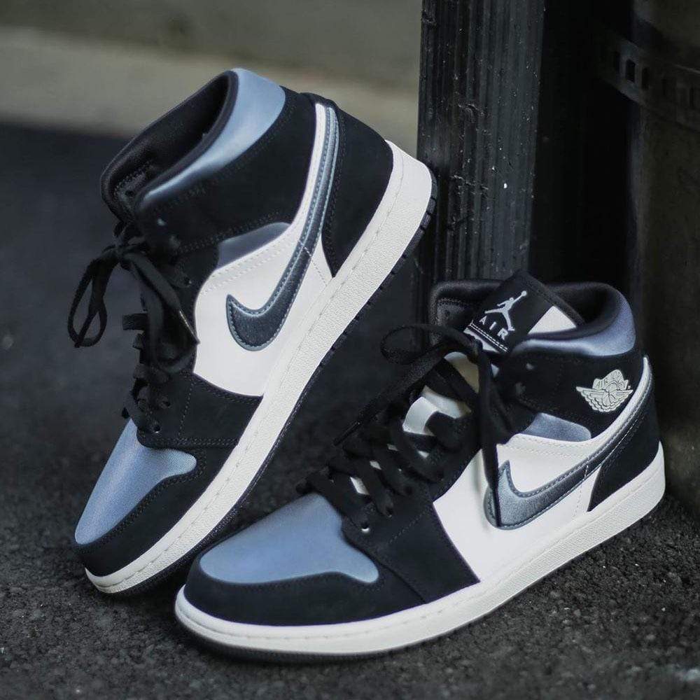 Air Jordan 1 Mid SE 'Satin Smoke Grey' — UK 3 | EU 35.5 | US 3.5 — Lifestyle View