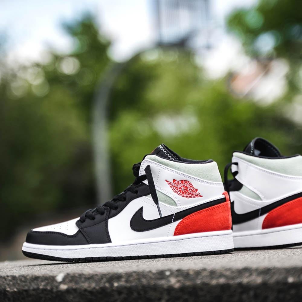 Air Jordan 1 Mid SE 'Union Black Toe' — UK 3 | EU 35.5 | US 3.5 — Lifestyle View