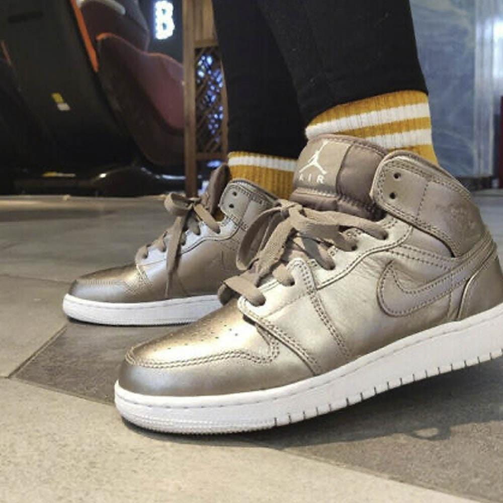Air Jordan 1 Mid SE GS 'Sepia Stone' — UK 13.5 | EU 32 | US 1Y — Lifestyle View