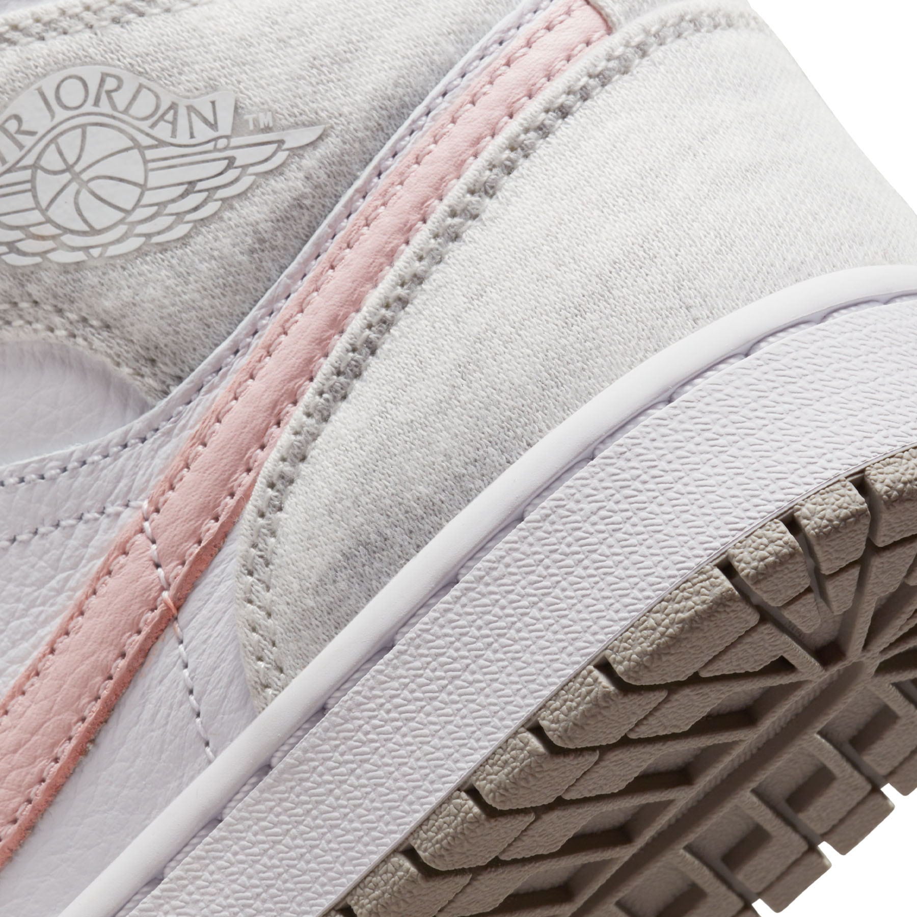 Air Jordan 1 Mid SE Wmns 'White Light Iron Ore' — UK 2.5 | EU 35.5 | US 5 — Alternate View 7