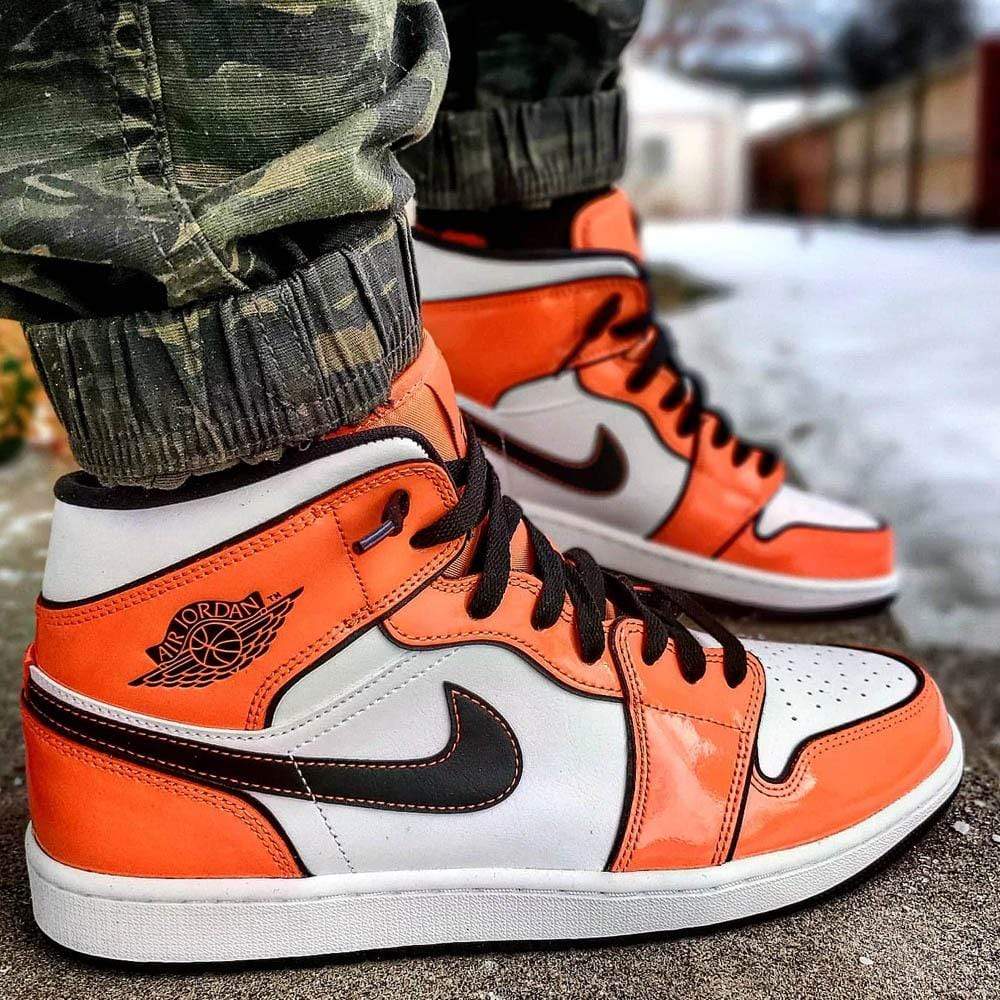 Air Jordan 1 Mid SE 'Turf Orange' — UK 3 | EU 35.5 | US 3.5 — Lifestyle View