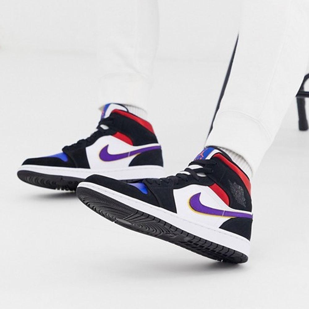 Air Jordan 1 Mid SE 'Rivals' — UK 3 | EU 35.5 | US 3.5 — Lifestyle View