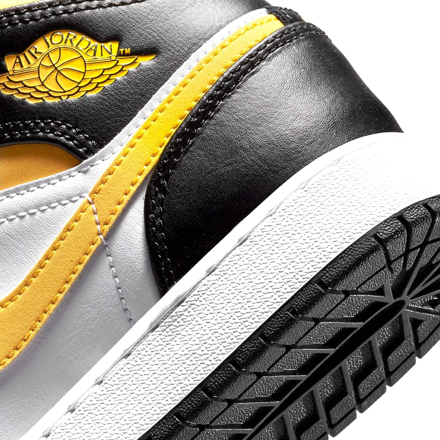 Air Jordan 1 Mid GS 'White Pollen Black' — UK 13.5 | EU 32 | US 1Y — Alternate View 7