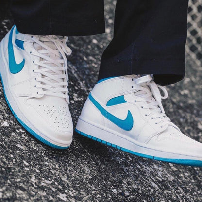 Air Jordan 1 Wmns Mid 'UNC' White Carolina Blue — UK 2.5 | EU 35.5 | US 5 — Alternate View 7