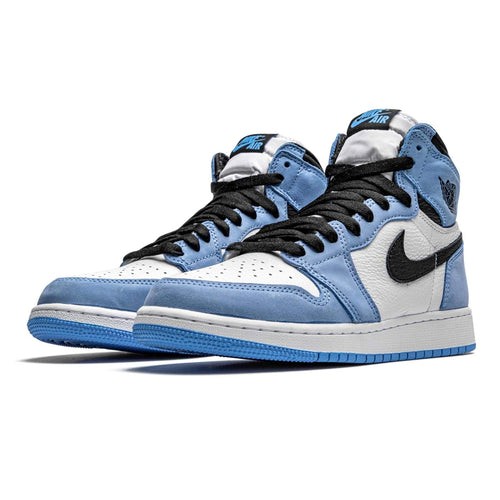 Air Jordan 1 Retro High OG GS 'University Blue' — UK 13.5 | EU 32 | US 1Y — Side View
