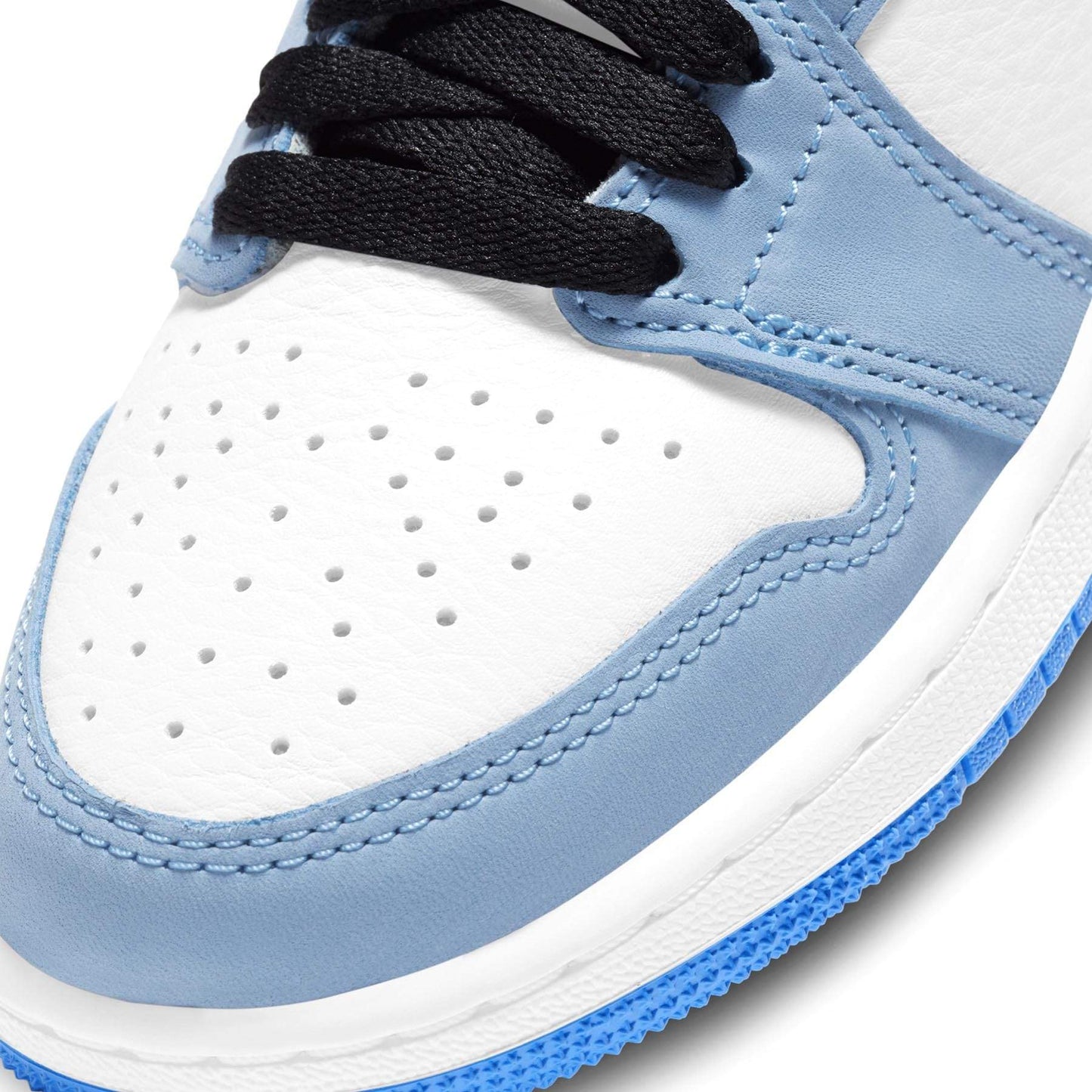Air Jordan 1 Retro High OG GS 'University Blue' — UK 13.5 | EU 32 | US 1Y — Lifestyle View