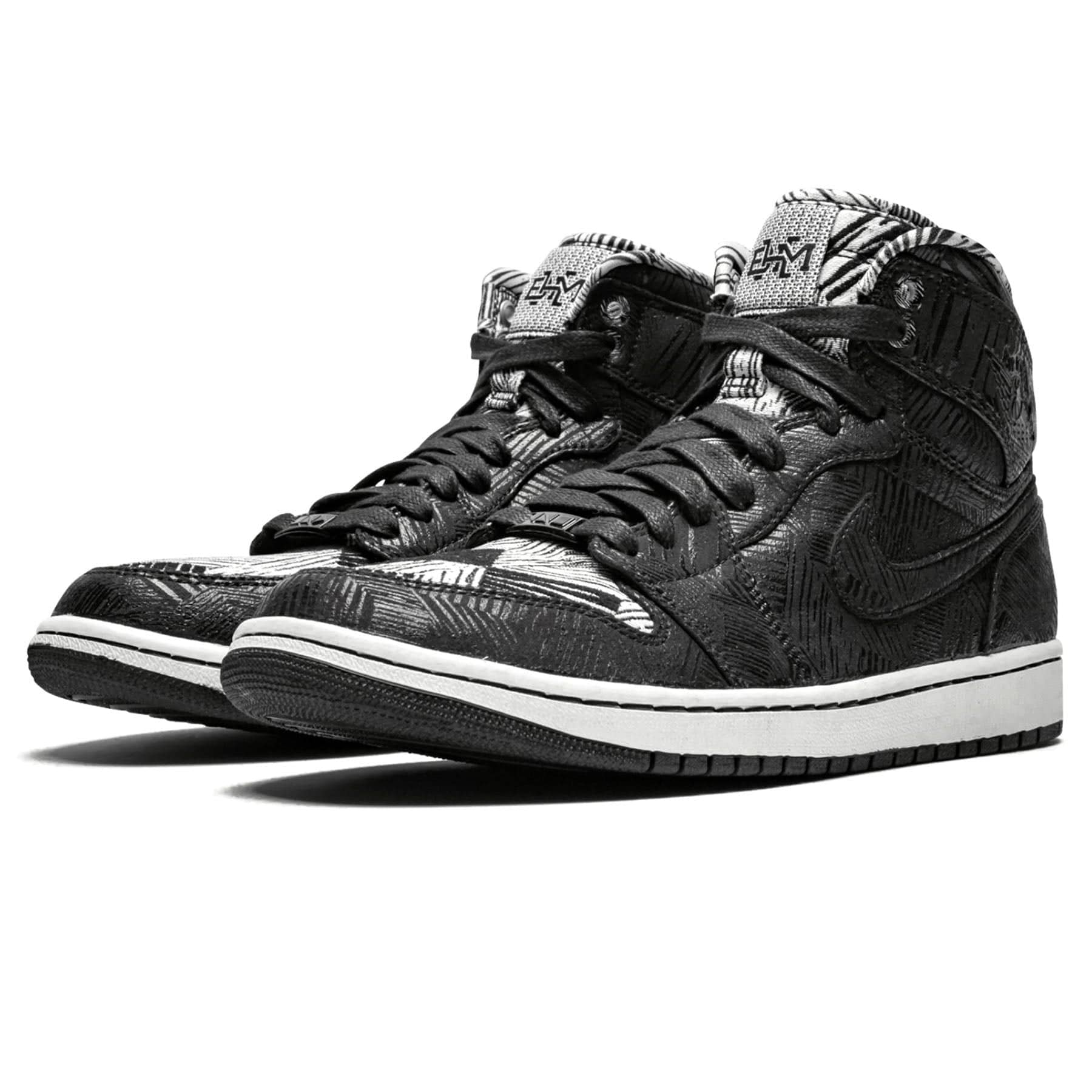 Air Jordan 1 Retro High 'BHM' — UK 3 | EU 35.5 | US 3.5 — Side View
