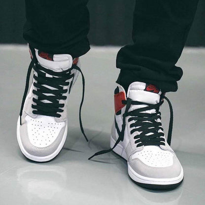 Air Jordan 1 Retro High OG 'Smoke Grey' — 3 UK | 35.5 EU — Alternate View 8