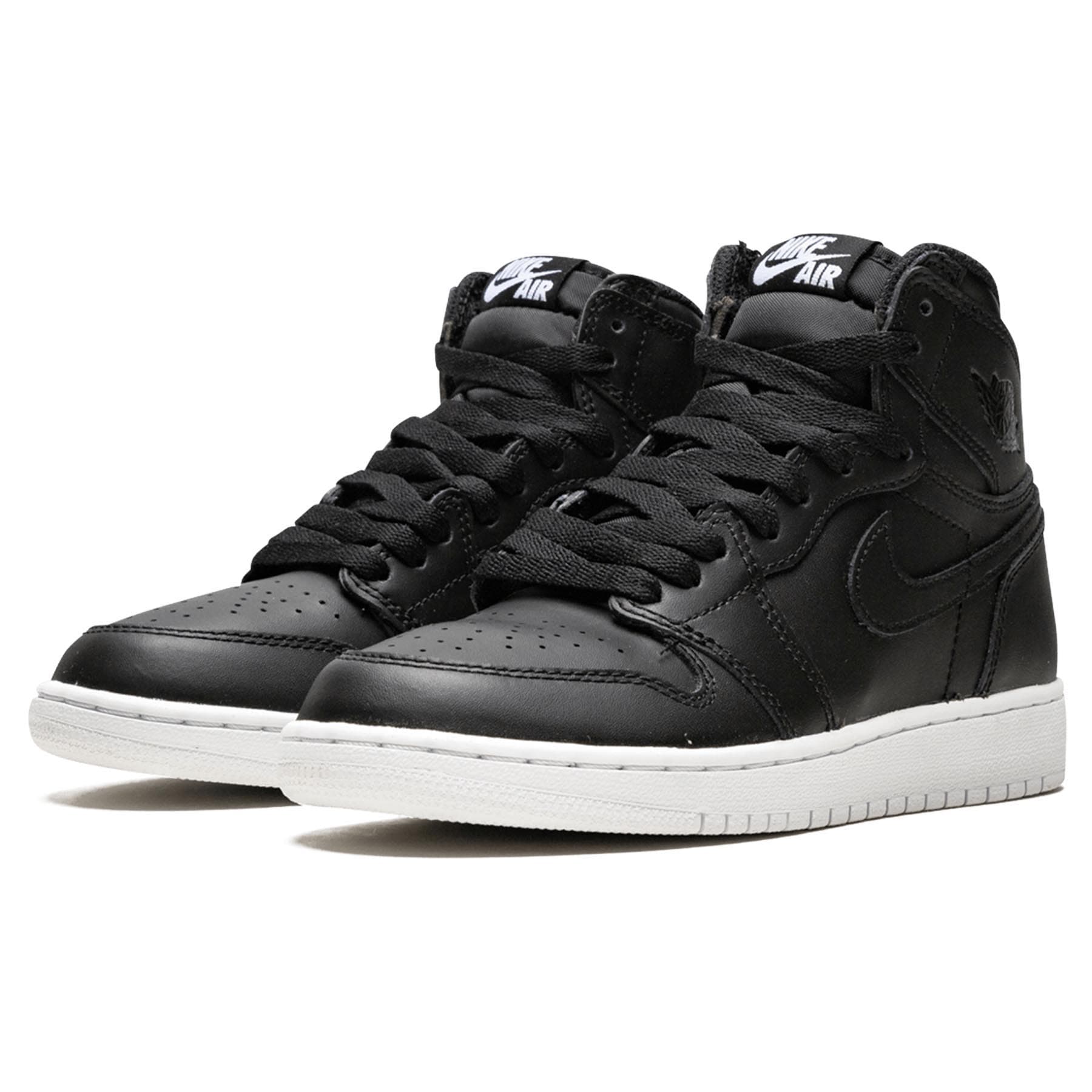 Air Jordan 1 Retro High OG BG 'Cyber Monday' — UK 13.5 | EU 32 | US 1Y — Side View